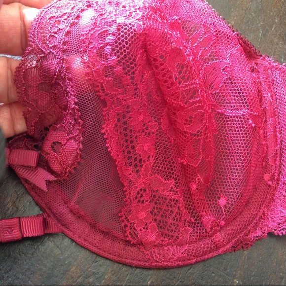 Vintage Victoria’s Secret Lace Plunge Bra 34C - Picture 13 of 13